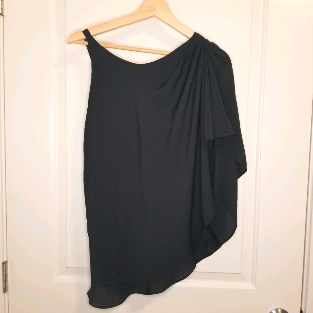 BCBGeneration Asymmetrical Top